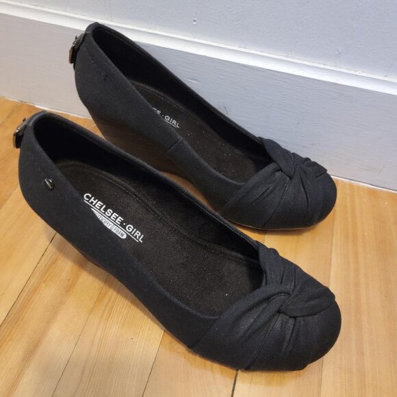 Black shoes - Picture 2 of 3